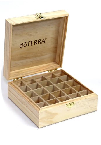 Fa doboz logóval 1 db, Wooden Box w/Logo doTERRA